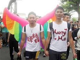 Gay couple's hopes for Taiwan marriage